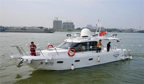 45尺高速钓鱼艇(二类航区) 45尺高速钓鱼艇(二类航区)